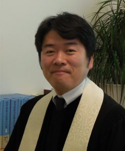 藤井牧師写真 藤井牧師写真